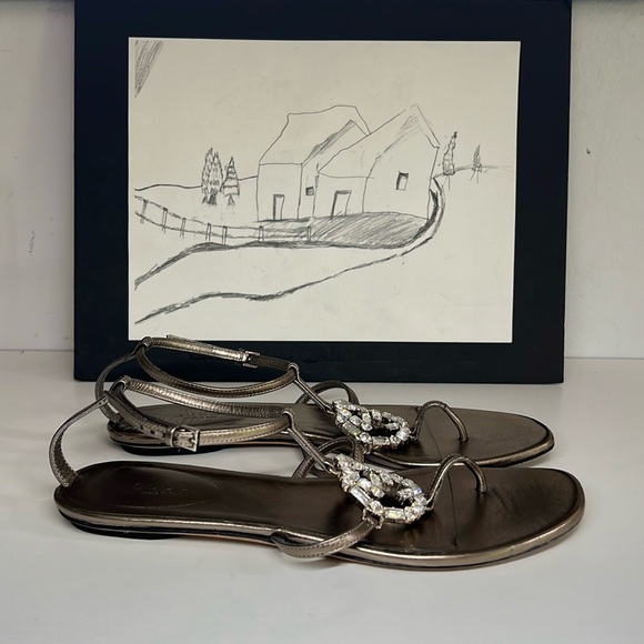 Gucci Gold Metallic Leather Crystal Embellished Thong Flat Sandals US 8.5 EU37.5 - Picture 9 of 16